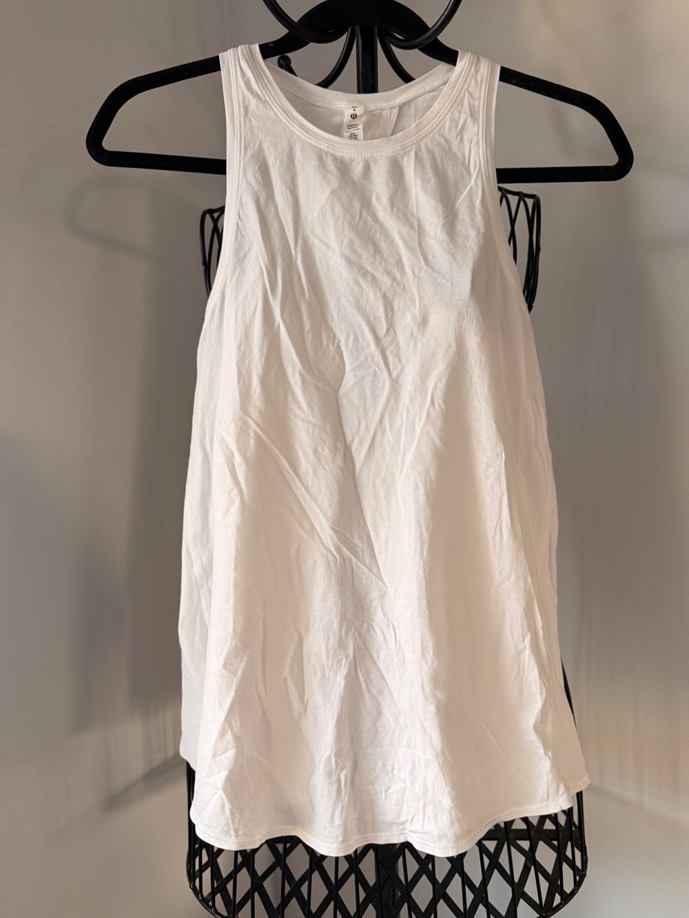 lululemon athletica White Women's Racerback Tank size 4